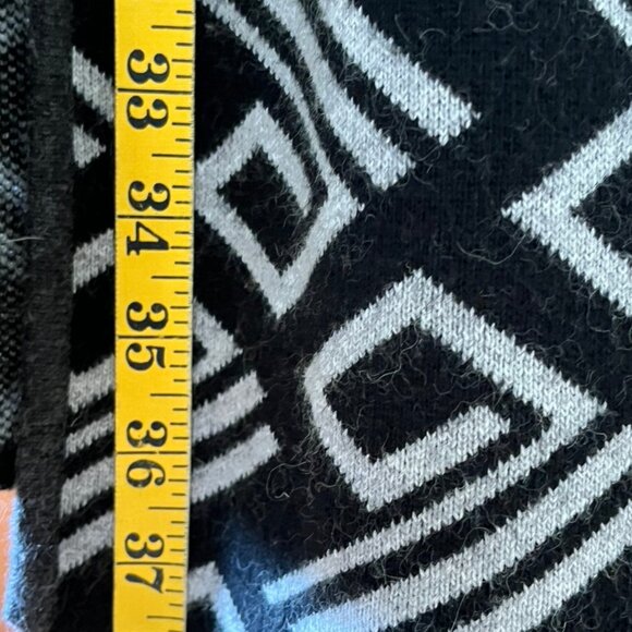 Left on Houston Black and Grey Native Print Long Sweater Coat, Sz M - Picture 7 of 8